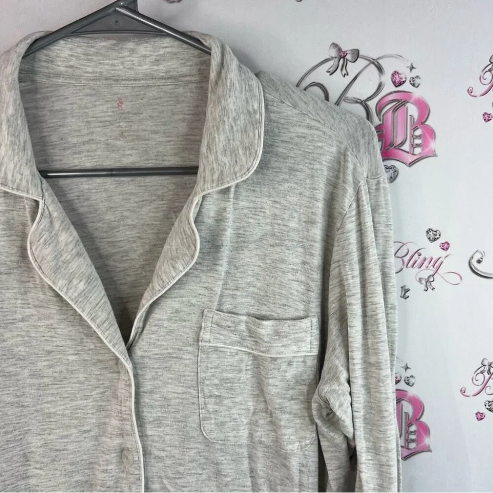 Sioro button down soft long sleeve pocket on front Heather Gray Knitwear